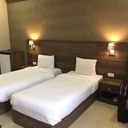 Primer Hotel Erivan Zimmer foto