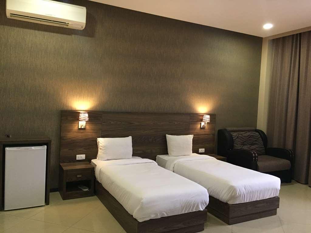 Primer Hotel Erivan Zimmer foto